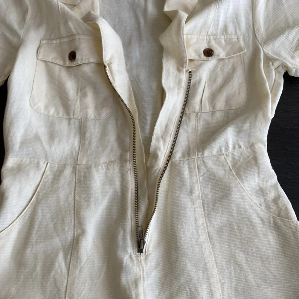 Urban outfitters cream romper - Picture 6 of 13